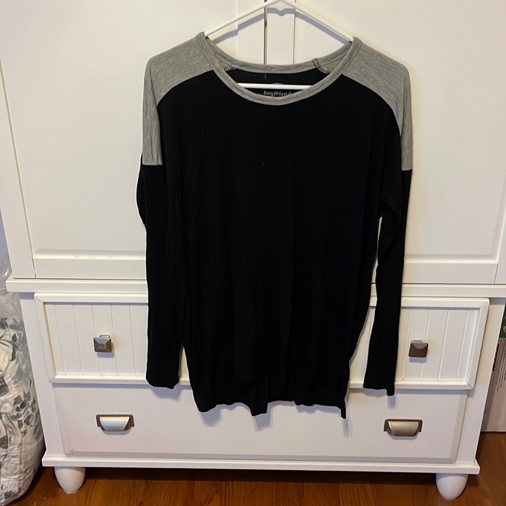 Old Navy black & gray boyfriend shirt